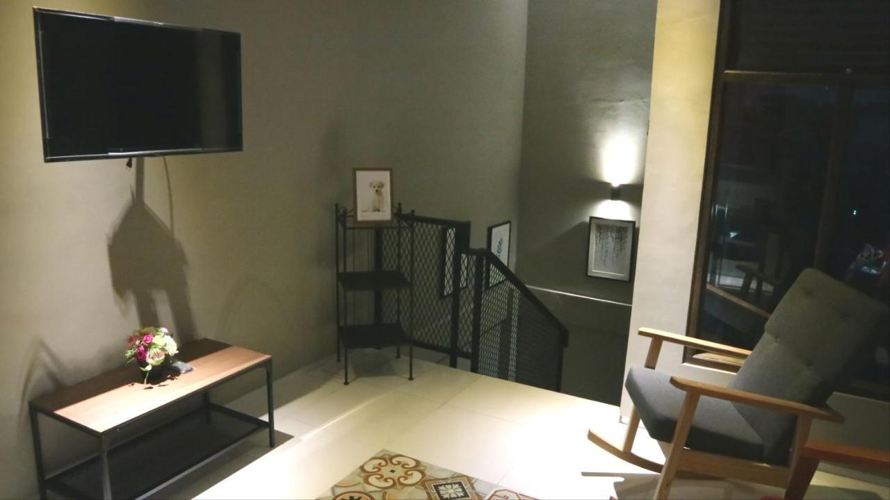 Sabi Guest House - Strategic Family -Married Couples Only- Hostel In Prawirotaman Yogyakarta Exteriör bild