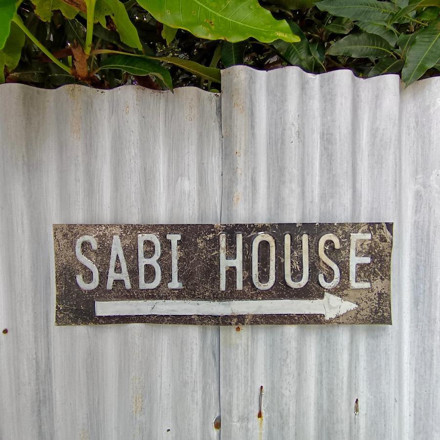 Sabi Guest House - Strategic Family -Married Couples Only- Hostel In Prawirotaman Yogyakarta Exteriör bild