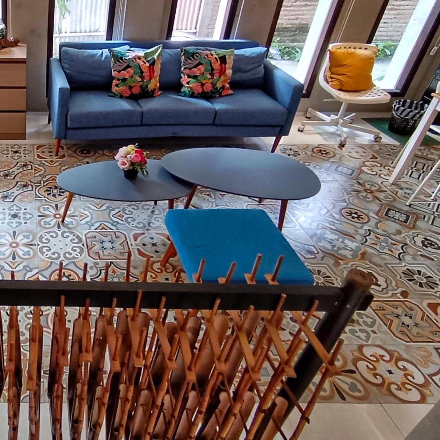 Sabi Guest House - Strategic Family -Married Couples Only- Hostel In Prawirotaman Yogyakarta Exteriör bild